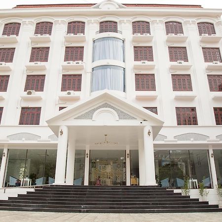 Windsor Hotel Son La ภายนอก รูปภาพ